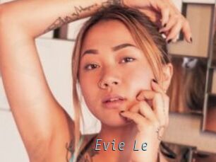 Evie_Le